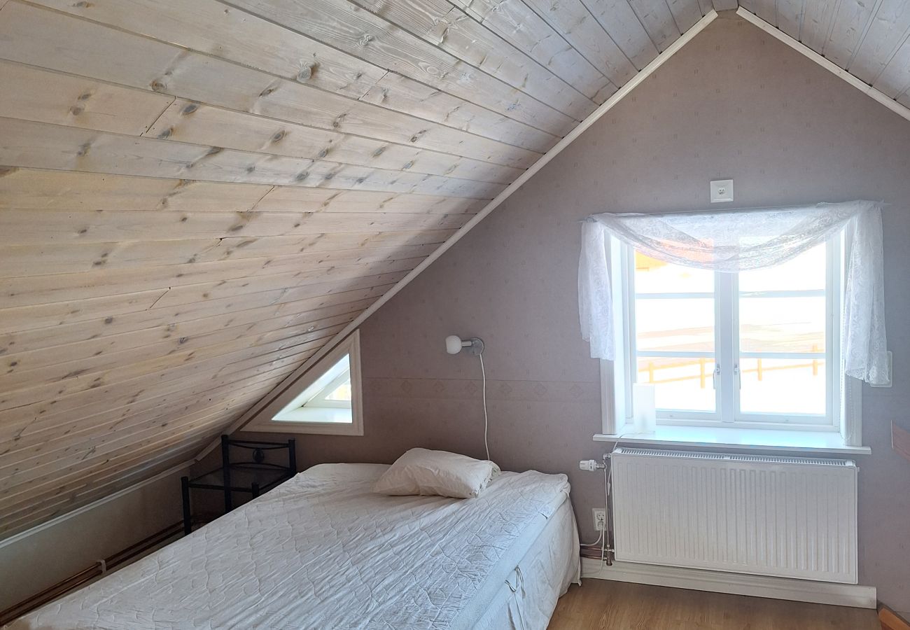 Stuga i Horn - Semester på landet med båt