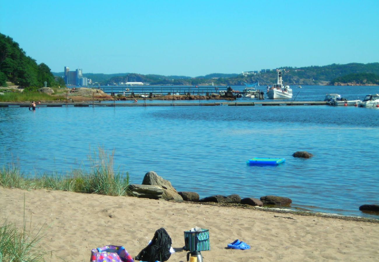 Lägenhet i Uddevalla - Underbar semesterlägenhet med havsutsikt på västkusten