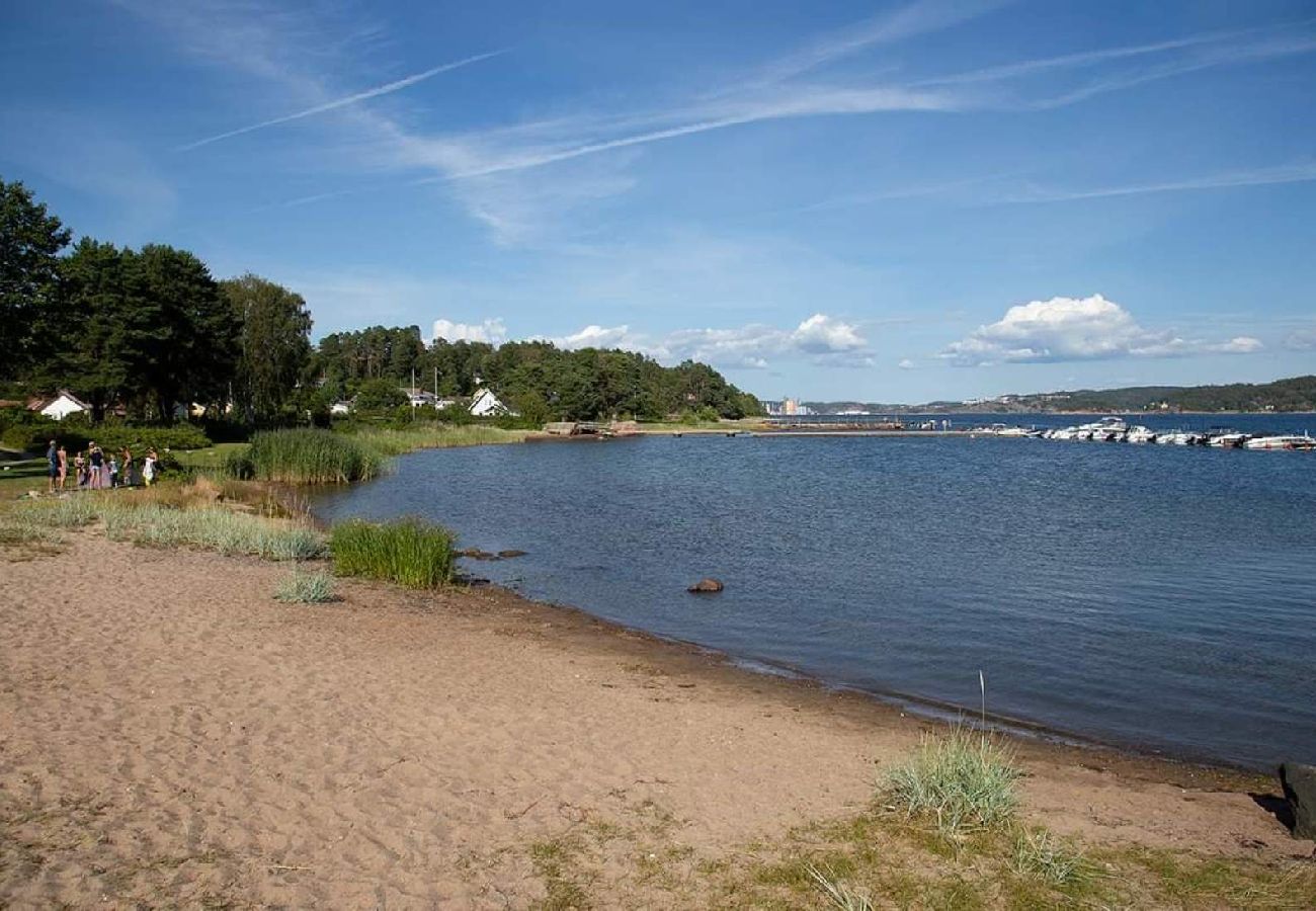 Lägenhet i Uddevalla - Underbar semesterlägenhet med havsutsikt på västkusten
