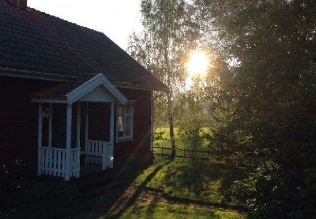 Stuga i Eksjö - Semester på landet inte långt från Astrid Lindgrens värld Stuga i Eksjö - Semester på landet inte långt från Astrid Lindgrens värld