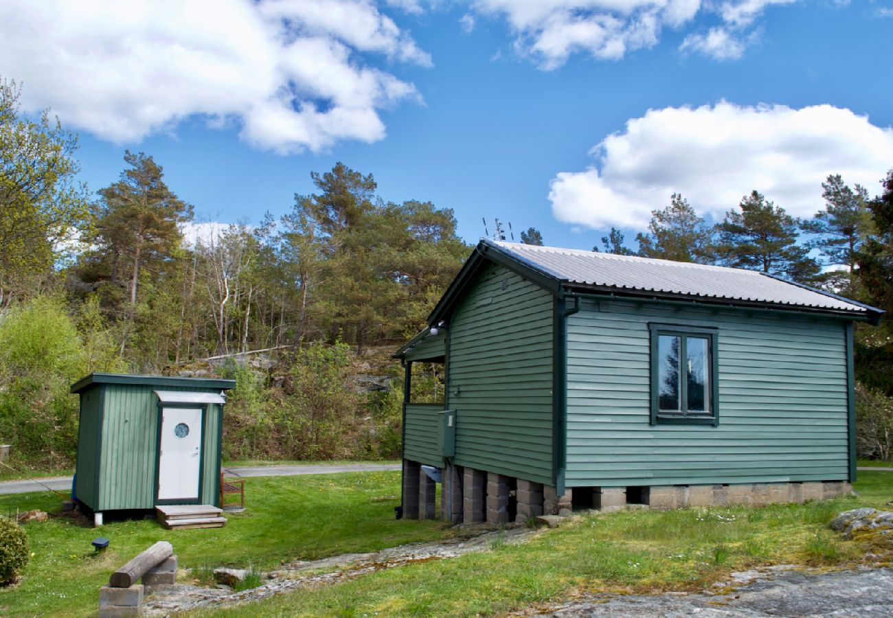 Stuga i Lycke - Cottage Tjuvkil
