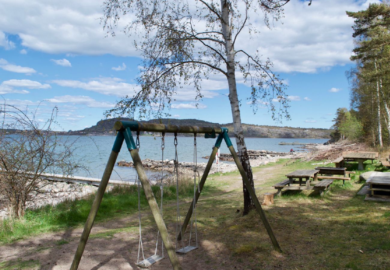 Stuga i Lycke - Cottage Tjuvkil