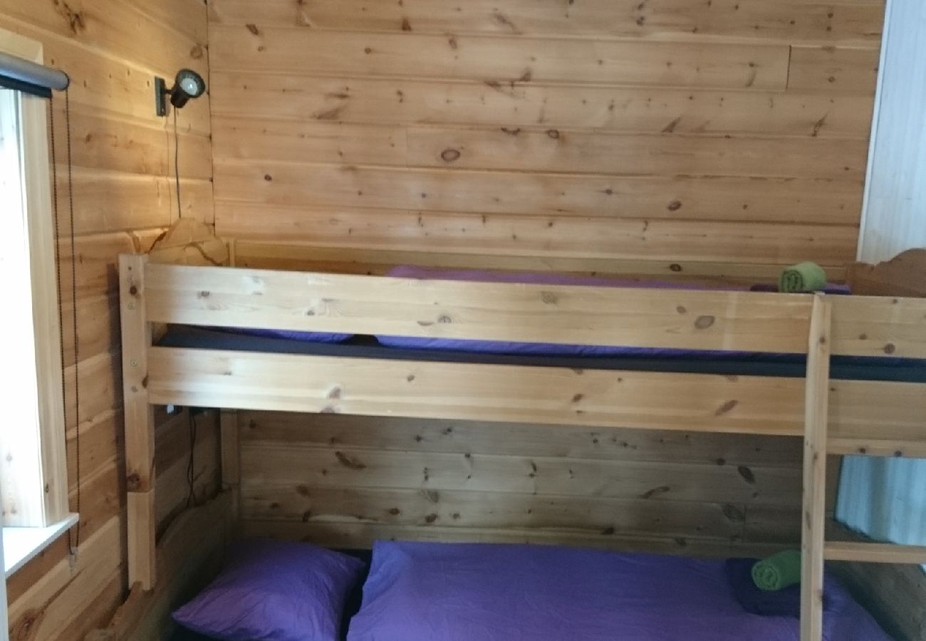 Stuga i Kiruna - Båthusstuga