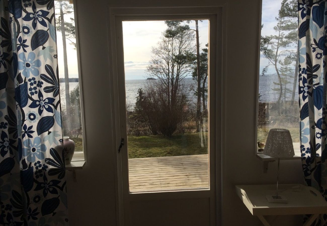 Stuga i Kristinehamn - Vänerns pärla Stuga i Kristinehamn - Vänerns pärla
