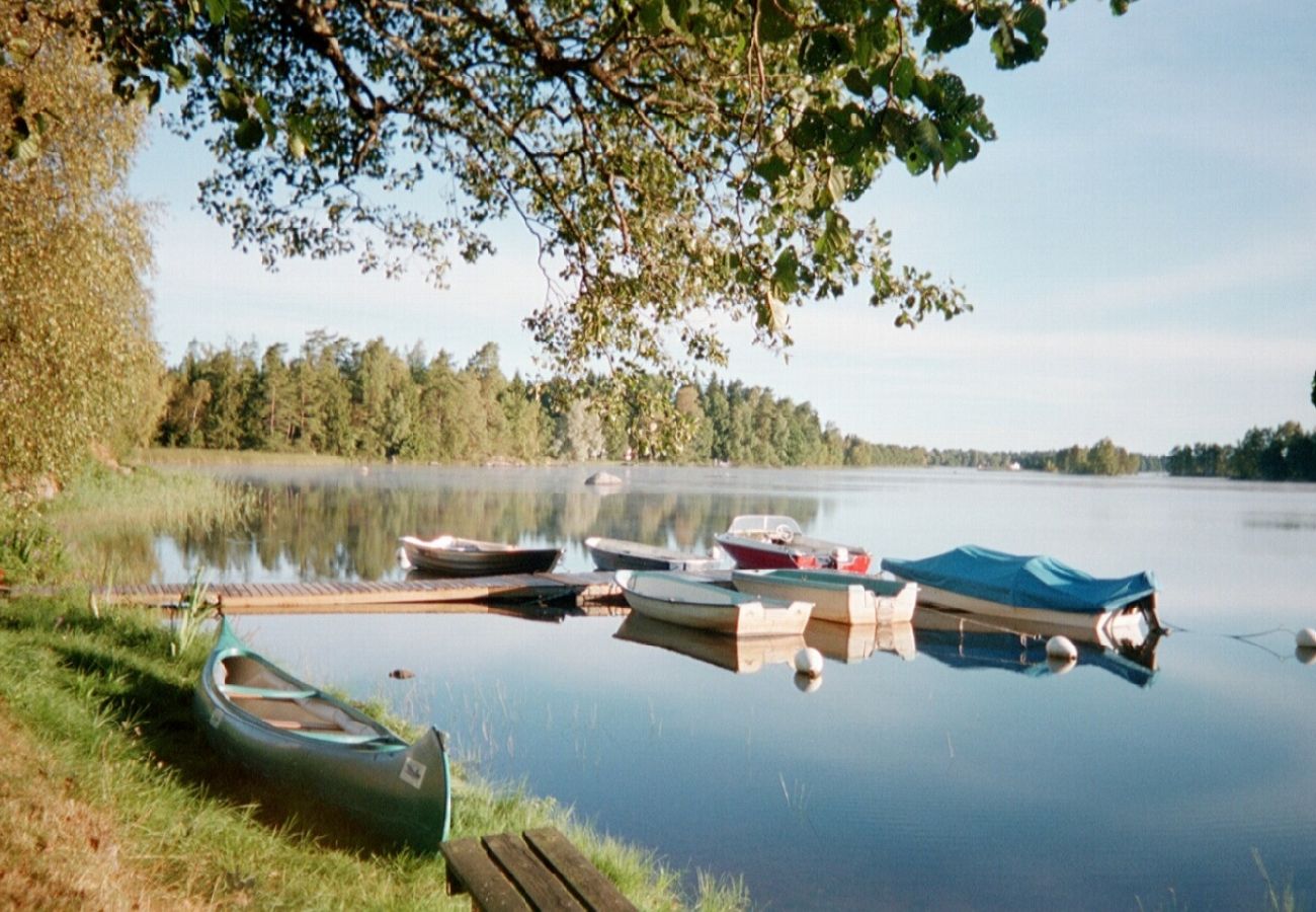 Stuga i Ryd - Semester endast 50 meter från sjön