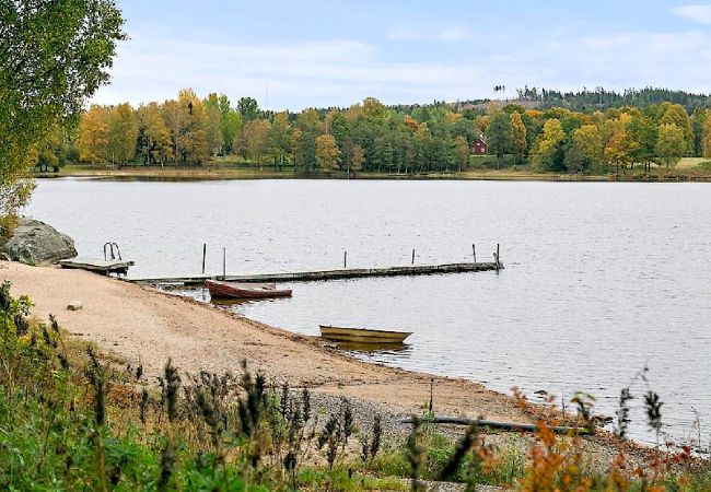 Hyra rum i Floda - Lakeside accommodation Uspen