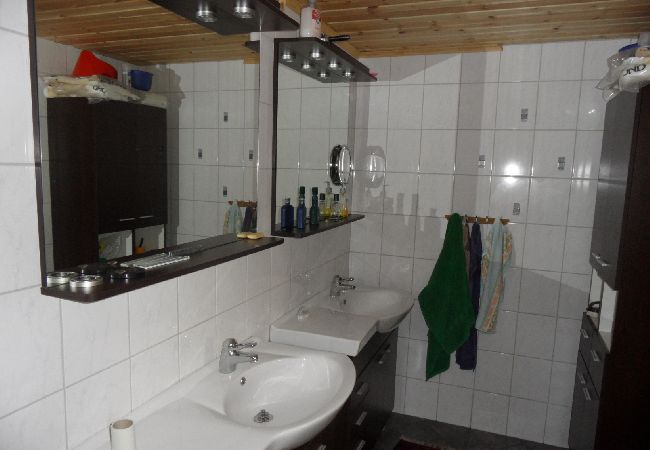 Stuga i Arkelstorp - mysig stuga vid Lerjevallssjön Stuga i Arkelstorp - mysig stuga vid Lerjevallssjön