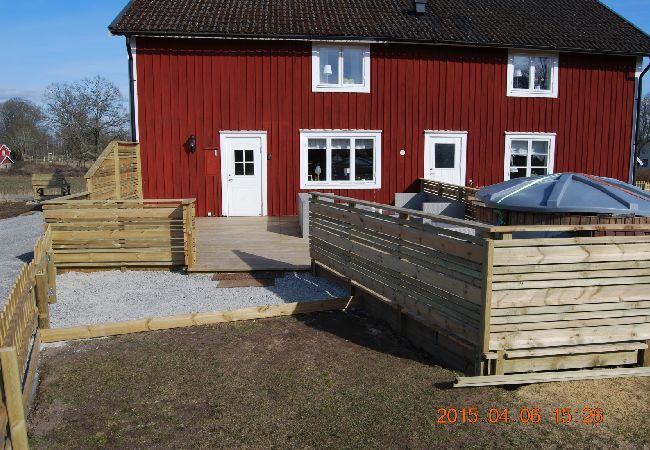 Stuga i Jät - Stort semesterhus på landet nära sjön Åsnen för ert kommande fiske äventyr Stuga i Jät - Stort semesterhus på landet nära sjön Åsnen för ert kommande fiske äventyr