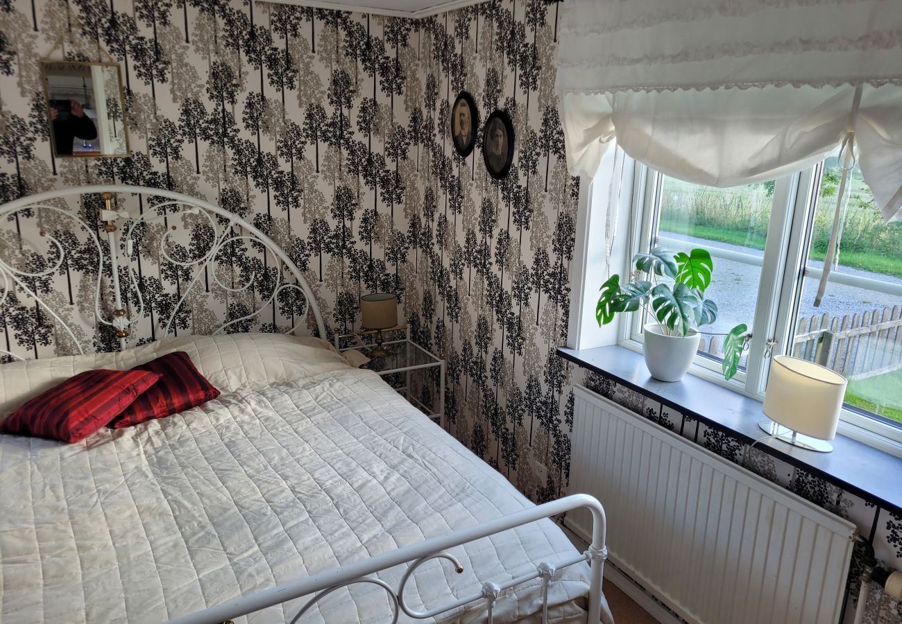 Stuga i Jät - Stort semesterhus på landet nära sjön Åsnen