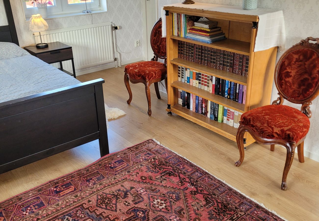 Stuga i Jät - Stort semesterhus på landet nära sjön Åsnen
