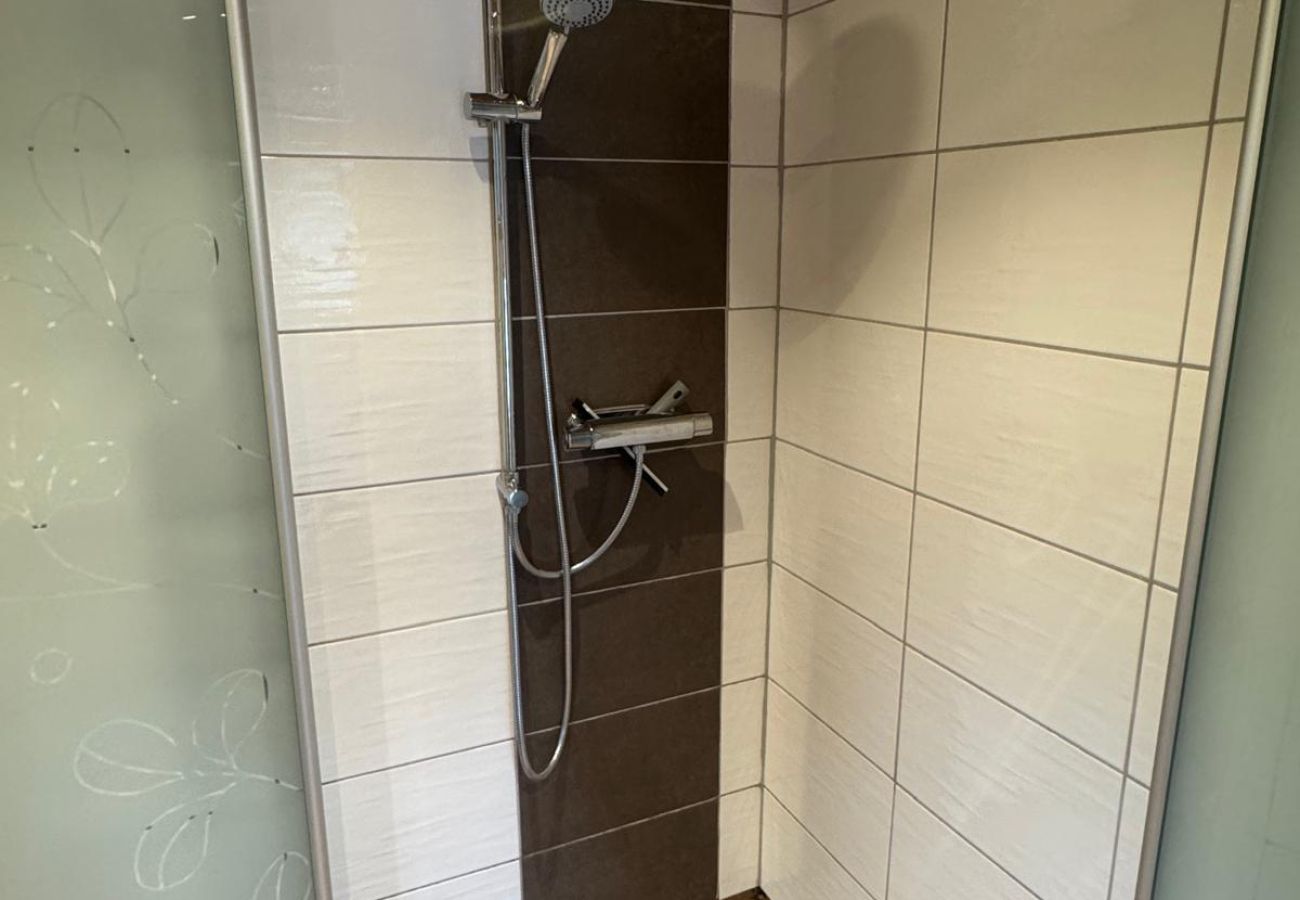 Stuga i Sexdrega - Boende nära sjö med båt för fiske