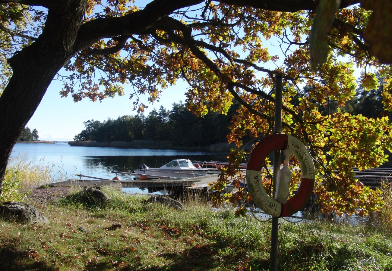 Stuga i Ålem - Stort, Lugnt, Havsnära,Underbar natur vid Pataholm