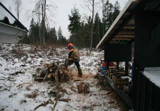 Stuga i Forsheda - Ensam stuga med i  Småland direkt på sjön Stuga i Forsheda - Ensam stuga med i  Småland direkt på sjön