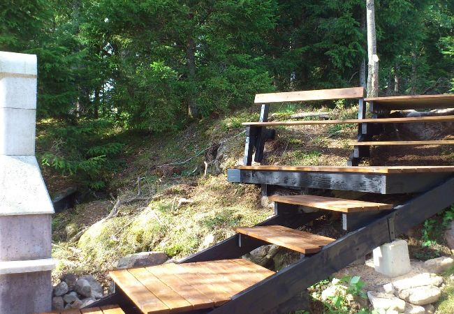 Stuga i Forsheda - Ensam stuga med i  Småland direkt på sjön Stuga i Forsheda - Ensam stuga med i  Småland direkt på sjön