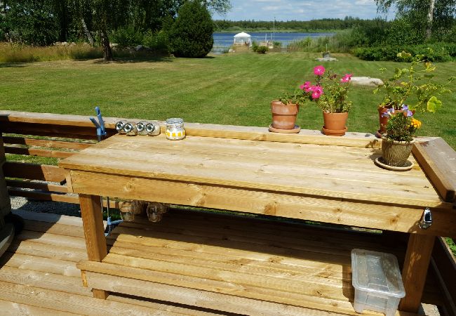 Stuga i Jät - Semester direkt vid sjön Åsnen (Obs: Ingen el och rinnande vatten) Stuga i Jät - Semester direkt vid sjön Åsnen (Obs: Ingen el och rinnande vatten)