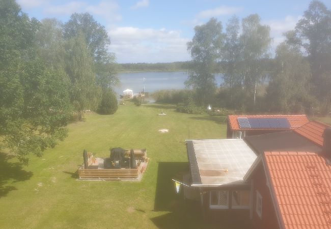 Stuga i Jät - Semester i Småland direkt vid sjön Åsnen