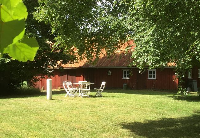 Stuga i Kalv - Stuga med Astrid-Lindgren charm i sydvästra Sverige Stuga i Kalv - Stuga med Astrid-Lindgren charm i sydvästra Sverige