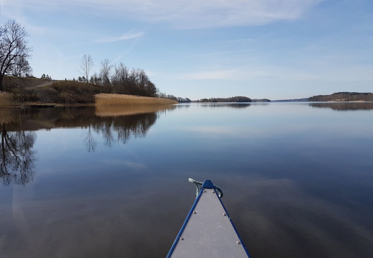 Stuga i Mellerud - Året-runt stuga vid sjön i Mellerud Dalsland