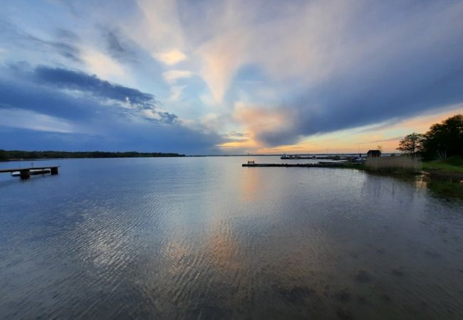 Stuga i Sturkö - Semesterhus med strandtomt på Sturkö Stuga i Sturkö - Semesterhus med strandtomt på Sturkö