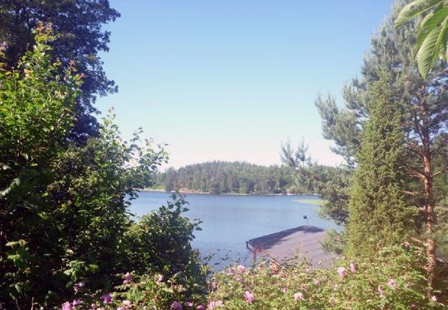 Stuga i Värmdö - Semester i Stockholms skärgård 20 meter från havet Stuga i Värmdö - Semester i Stockholms skärgård 20 meter från havet