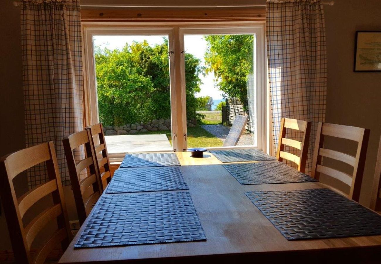 Stuga i Löttorp - Härlig semester på soliga Öland med havsutsikt