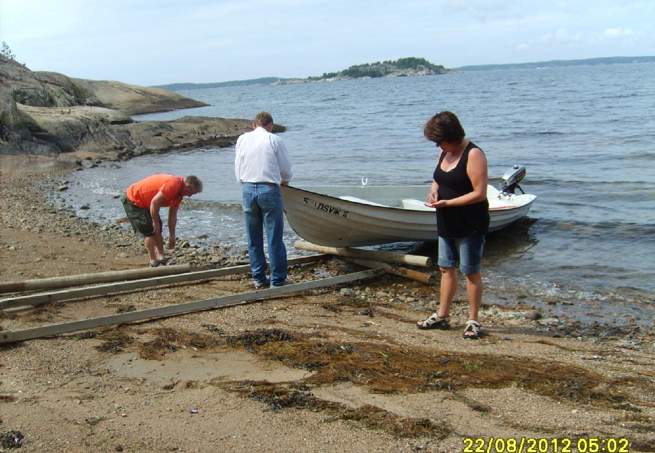 Stuga i Strömstad - Strandnära boende med avskilt läge nära Strömstad