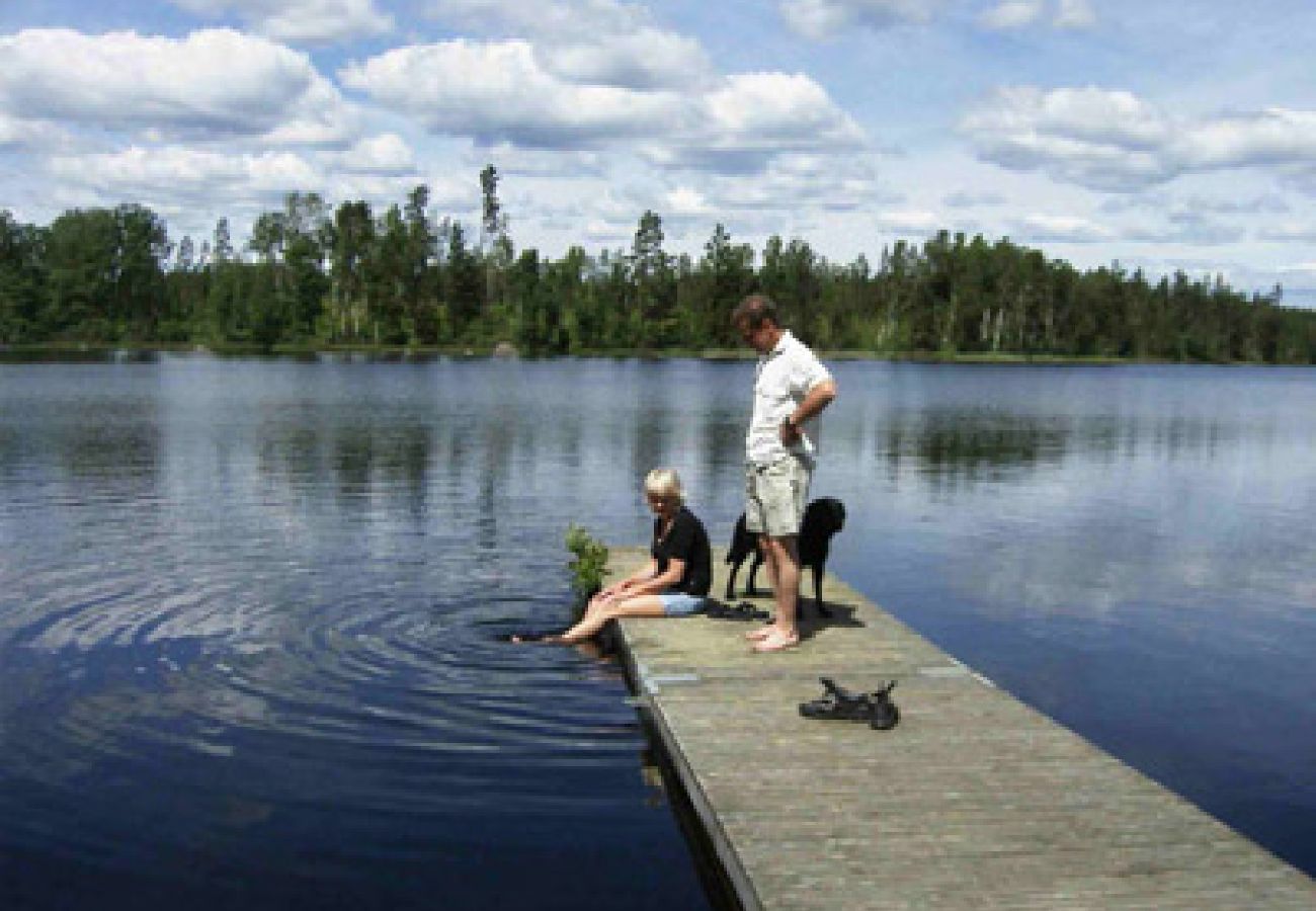 Stuga i Älmeboda - Stuga mitt i smålands skogar