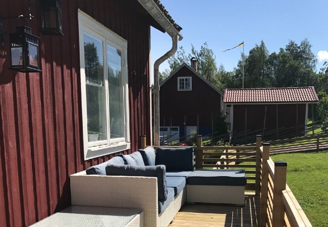 Stuga i Sunnansjö - Stuga 10 minuter från Säfsens skidområde