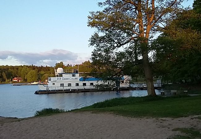 Stuga i Immeln - Nybyggd toppmodern villa med sjöutsikt Stuga i Immeln - Nybyggd toppmodern villa med sjöutsikt