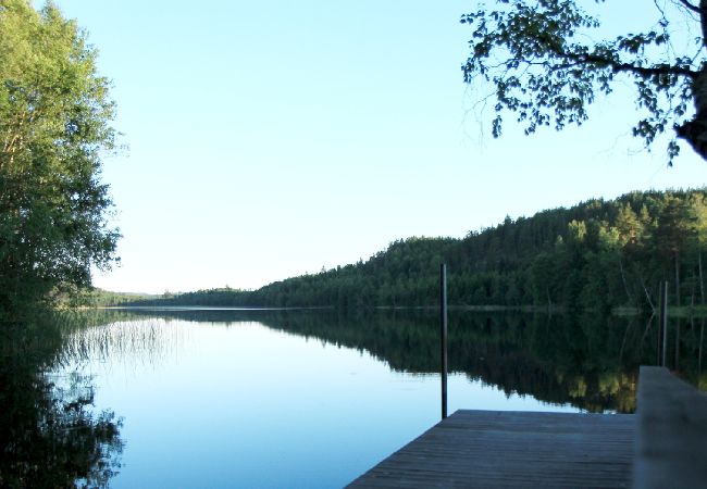 Stuga i Kisa - Timmerstuga i södra Sverige i avskilt läge