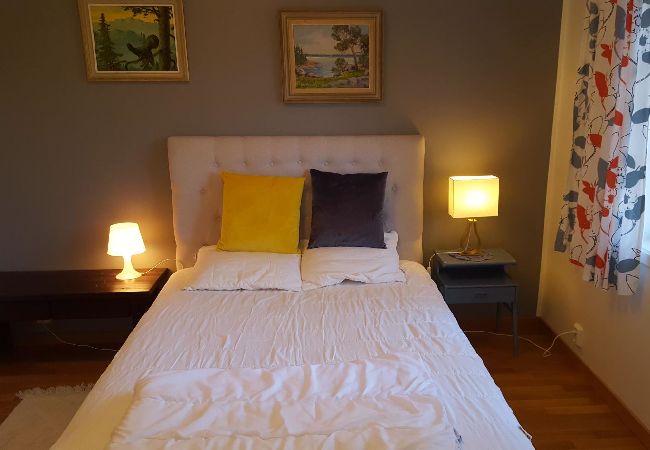 Stuga i Björklinge - Stuga direkt vid sjön Stuga i Björklinge - Stuga direkt vid sjön