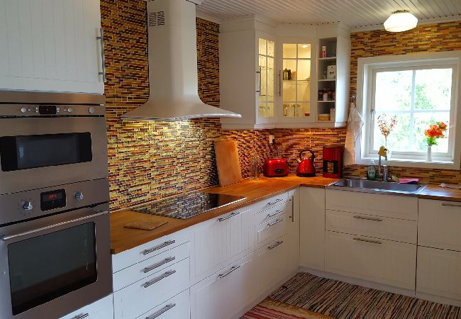 Stuga i Björklinge - Stuga direkt vid sjön Stuga i Björklinge - Stuga direkt vid sjön