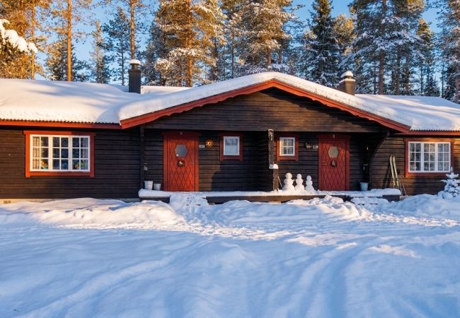 Stuga i Sälen - Fint inredd parhus för din skidsemester eller vandringssemester