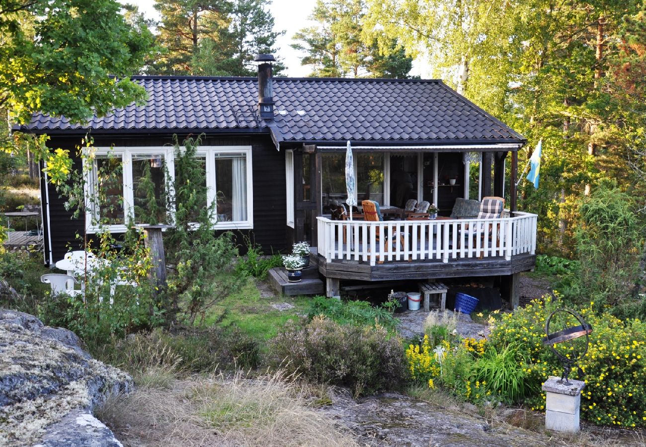 Stuga i Valdemarsvik - Skärgårdsstuga Kaggebo