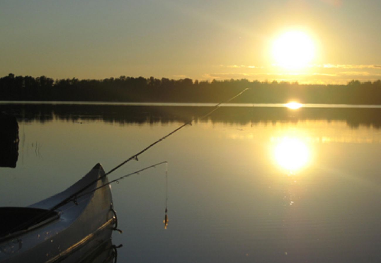 Stuga i Osby - Stort fritidshus på skogsfastighet med gott om plats och båt