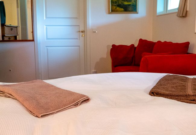 Stuga i Österskär - Med egen badstrand och brygga i Stockholms nära Skärgård Stuga i Österskär - Med egen badstrand och brygga i Stockholms nära Skärgård