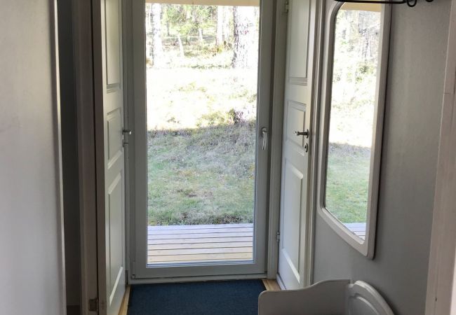 Stuga i Finspång - Stuga med utsikt över sjön Glan Stuga i Finspång - Stuga med utsikt över sjön Glan