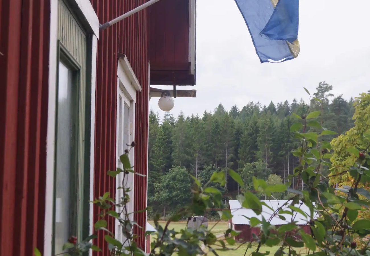 Stuga i Kvibille - Semesterhus i fantastisk natur i Halland med bastu