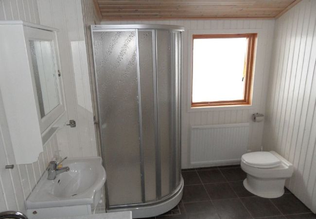 Stuga i Nösund - Semesterhus i västkustens skärgård på ön Valön Stuga i Nösund - Semesterhus i västkustens skärgård på ön Valön