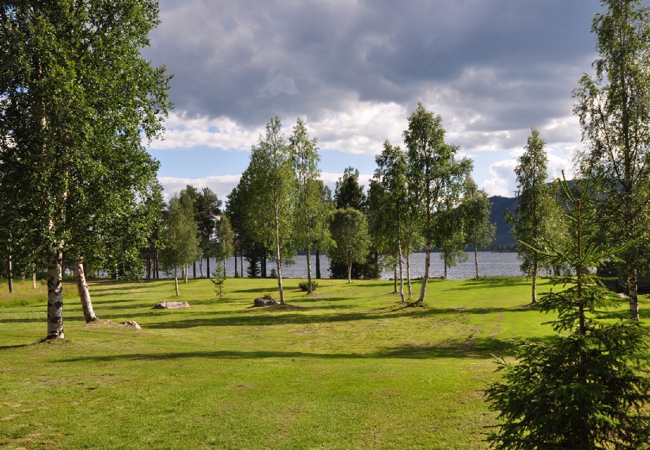 Stuga i Sorsele - Äventyr och avkoppling i Lapplands enastående natur!