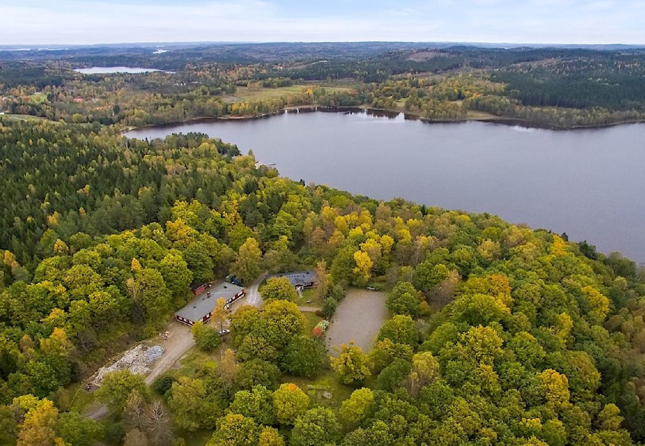 Stuga i Floda - Boende vid Uspen