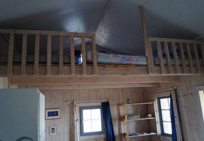 Stuga i Arvidsjaur - Semester i blåbärsskogen vid sjön med båt Stuga i Arvidsjaur - Semester i blåbärsskogen vid sjön med båt