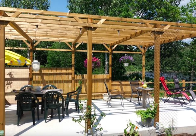 Stuga i Tving - Naturparadis vid en liten sjö i södra Sverige Stuga i Tving - Naturparadis vid en liten sjö i södra Sverige