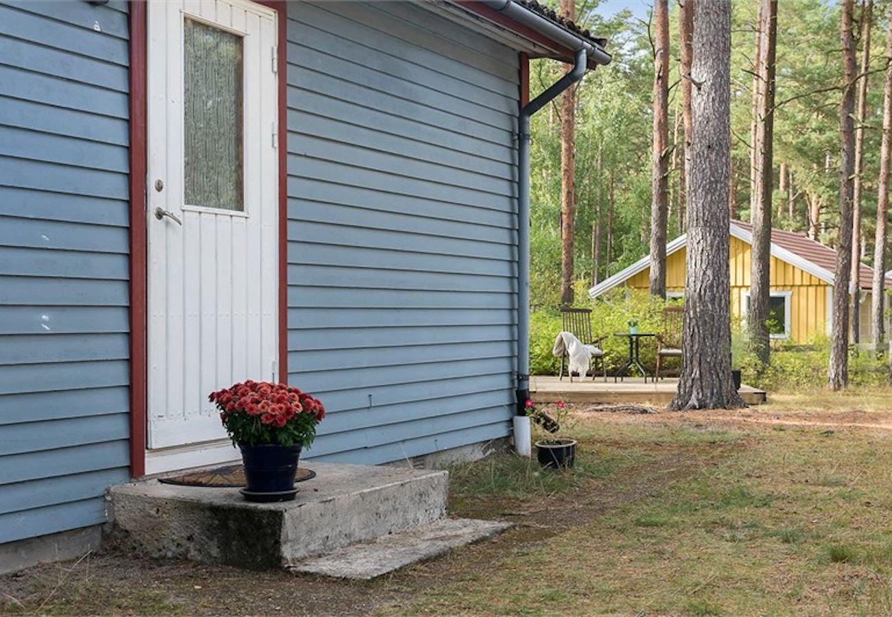 Stuga i Yngsjö - Stuga bara några minuter från en av Skånes vackraste sandstränder