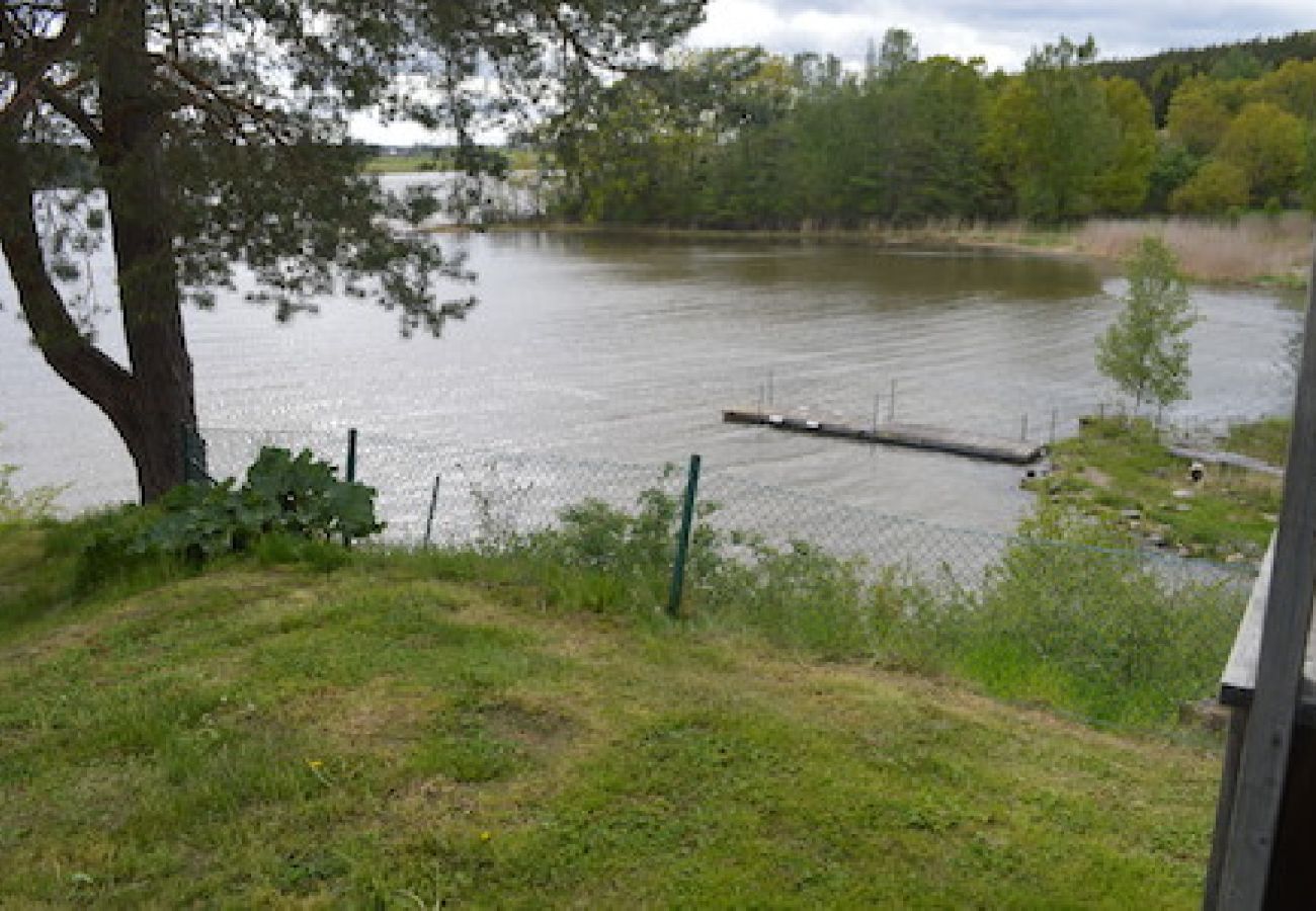 Stuga i Vikbolandet - Stuga med fantastiskt läge vid havet