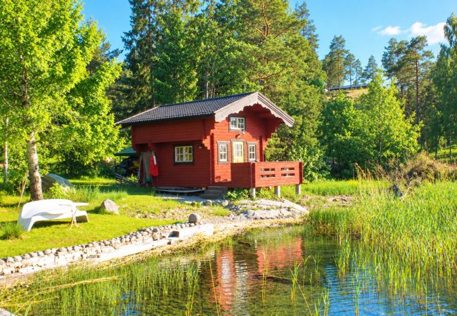 Stuga i Muskö - Sjöstuga/ sjötomt på Muskö