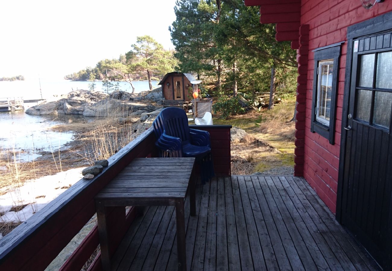 Stuga i Muskö - Sjöstuga/ sjötomt på Muskö