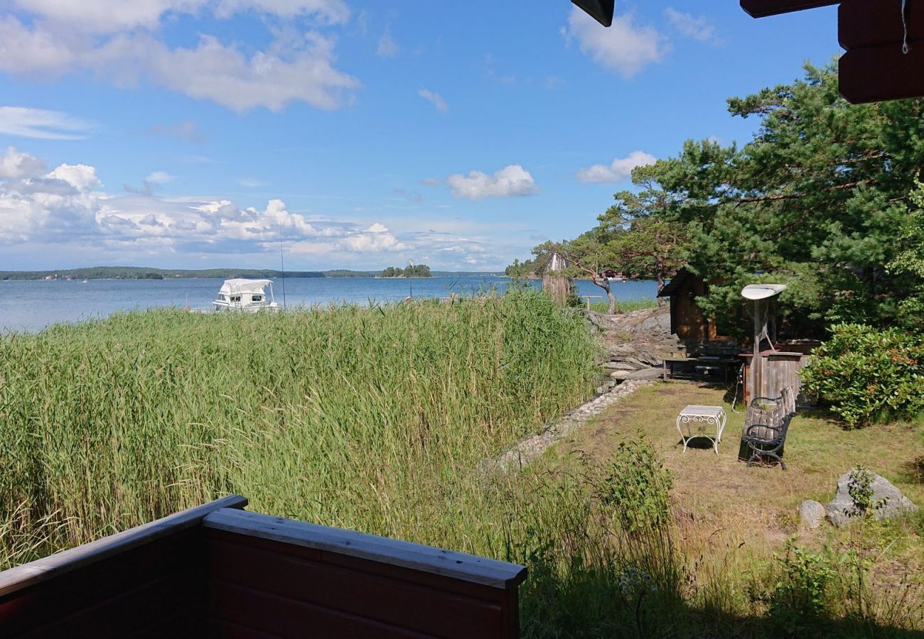 Stuga i Muskö - Sjöstuga/ sjötomt på Muskö