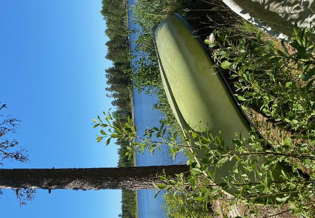 Stuga i Kristinehamn - Stuga med sjöutsikt över sjön Kväggen Stuga i Kristinehamn - Stuga med sjöutsikt över sjön Kväggen