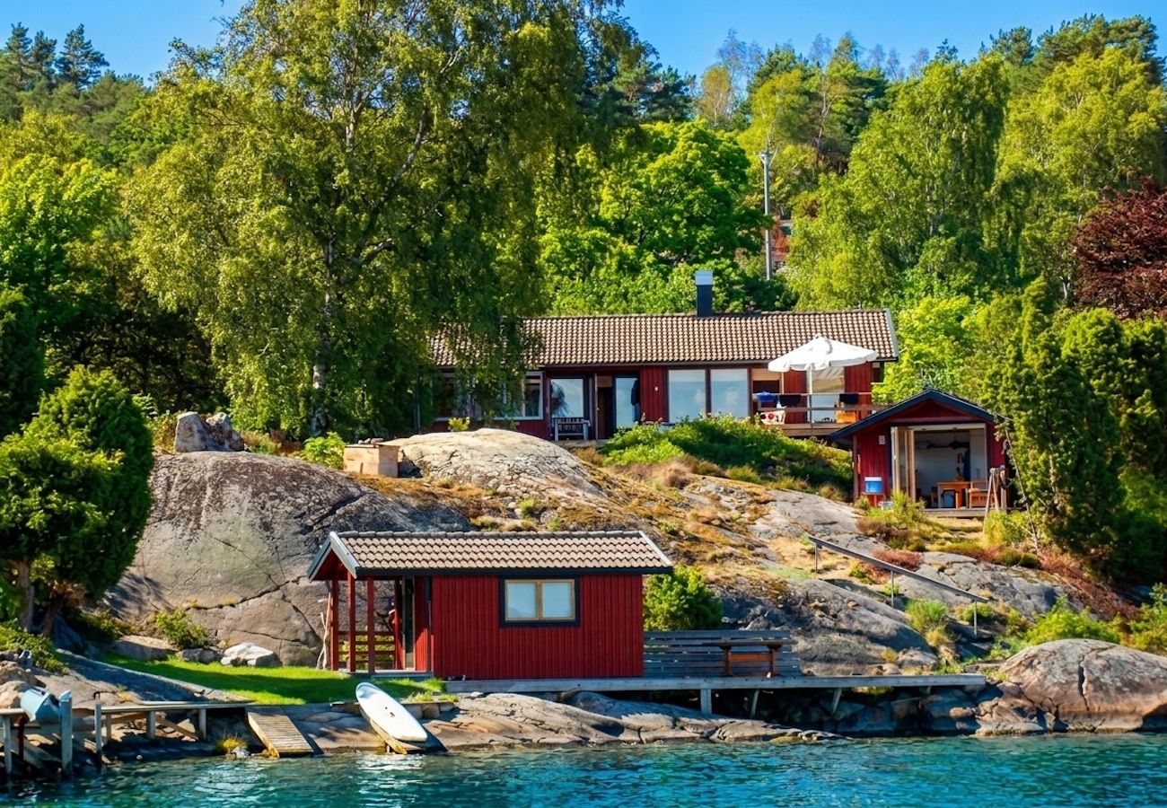 Stuga i Lysekil - Semester vid vattnet i en vacker vik vid Gullmarsfjorden